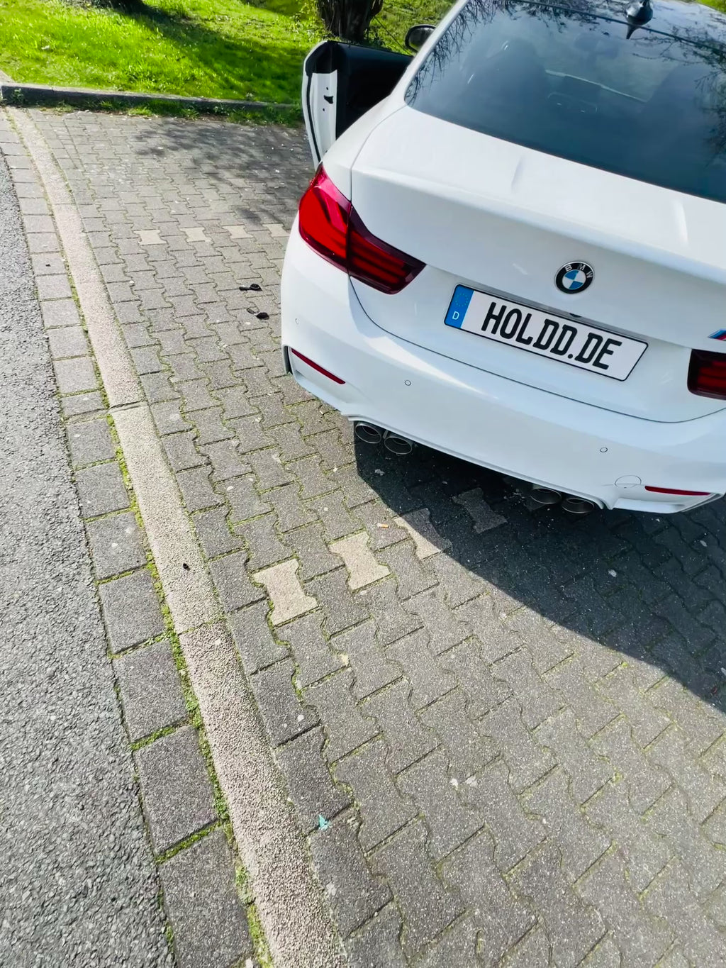 HOLD'D -MAGNETKENNZEICHHALTER
